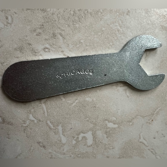 CHICAGO 1970s vintage roller skates with pompoms - Picture 4 of 5